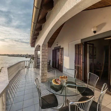 Apartman Batela